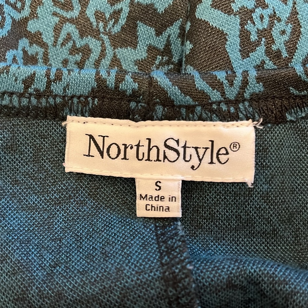 NorthStyle Top - Picture 7 of 12